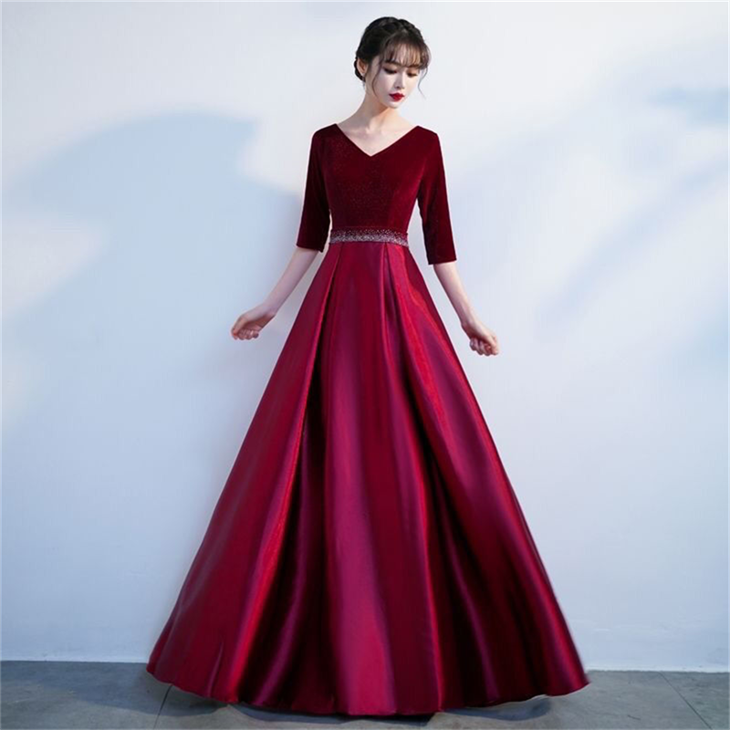 Woman Formal Wear - Neues Kostüm College-Stil Solo-Leistung Abschluss Chor