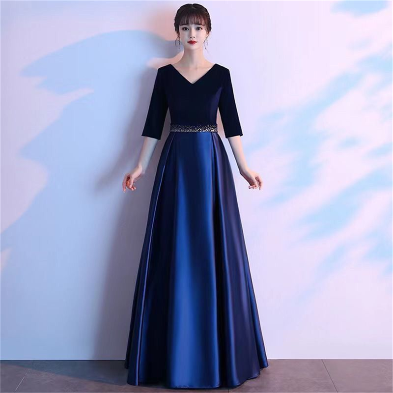 Neues Kostüm College-Stil Solo – Woman Formal Wear Bewertung und Preis